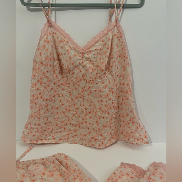 Cute floral Pajama SET - Picture 3 of 11